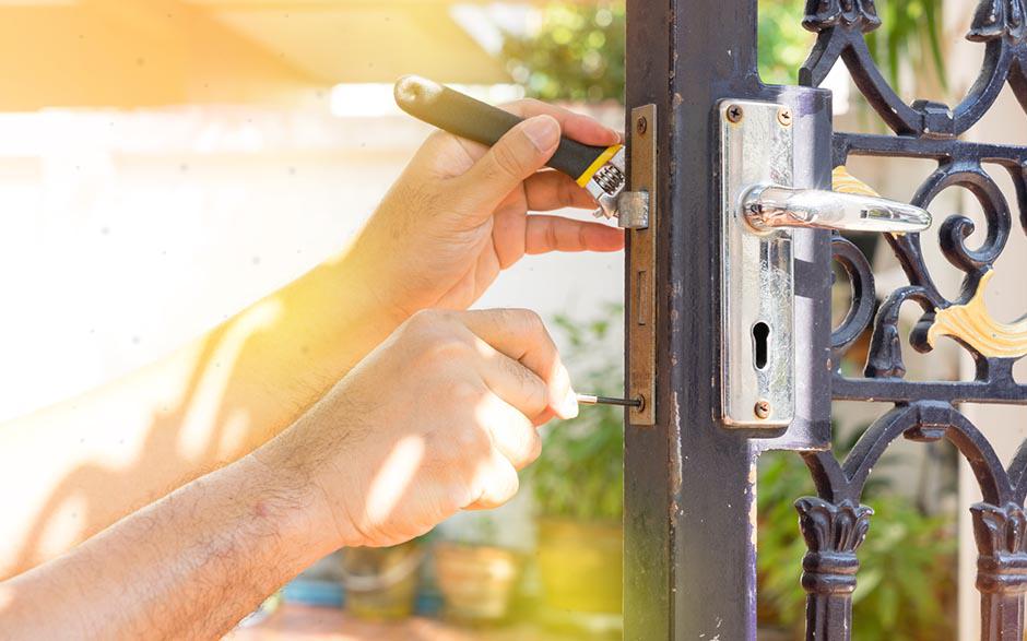 changer une serrure de porte Paris 17